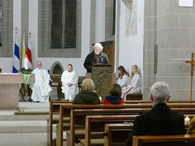 Lumen Christi - Auferstehungsmesse in St. Crescentius (Foto: Karl-Franz Thiede)